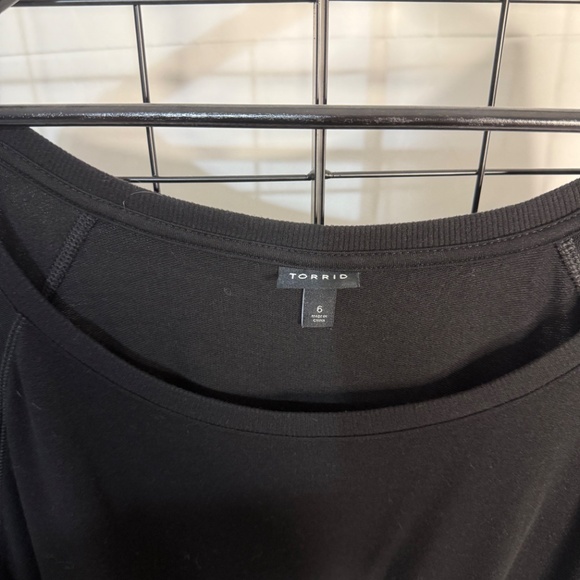 Torrid 6X Black Sweatshirt Dress - Picture 2 of 3